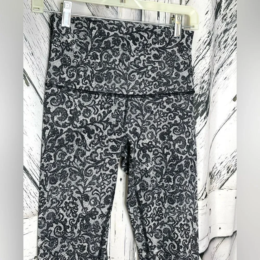 Lululemon Wunder Under HR2 Lace Pattern Leggings Size 6